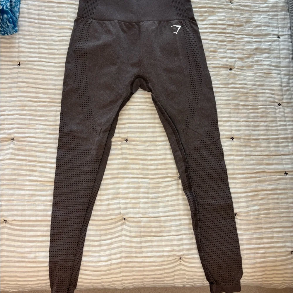 Gymshark Leggings - Picture 2 of 3